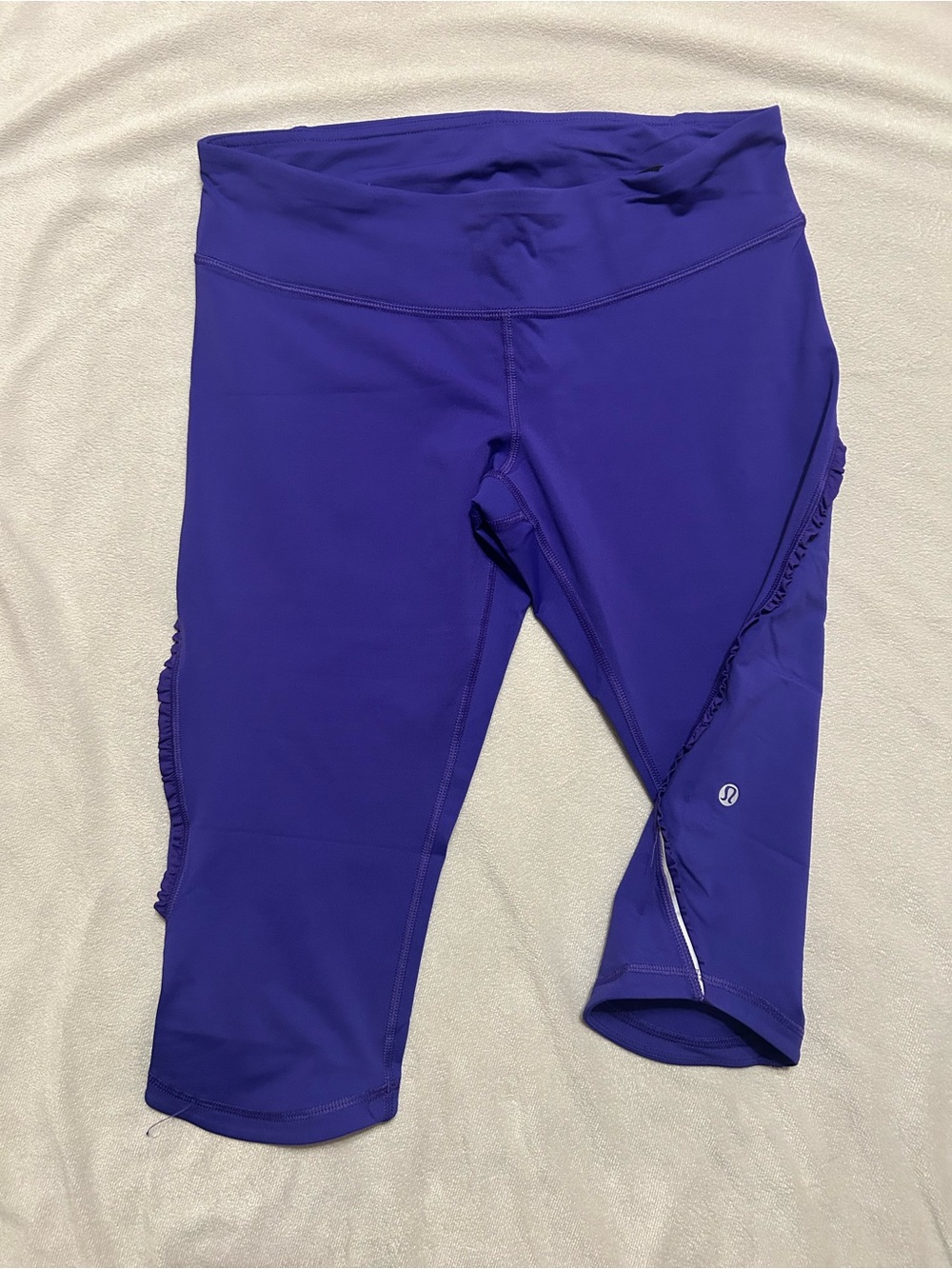 Lululemon Purple Cropped Athletic Leggings size 8